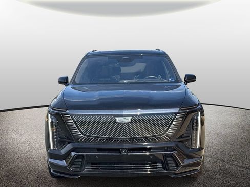 Used 2026 Cadillac Vistiq Platinum w/ LPO, Floor Liner Package AWD/4WD image 5