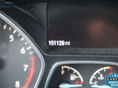 Used 2017 Ford Escape SE AWD/4WD image 39