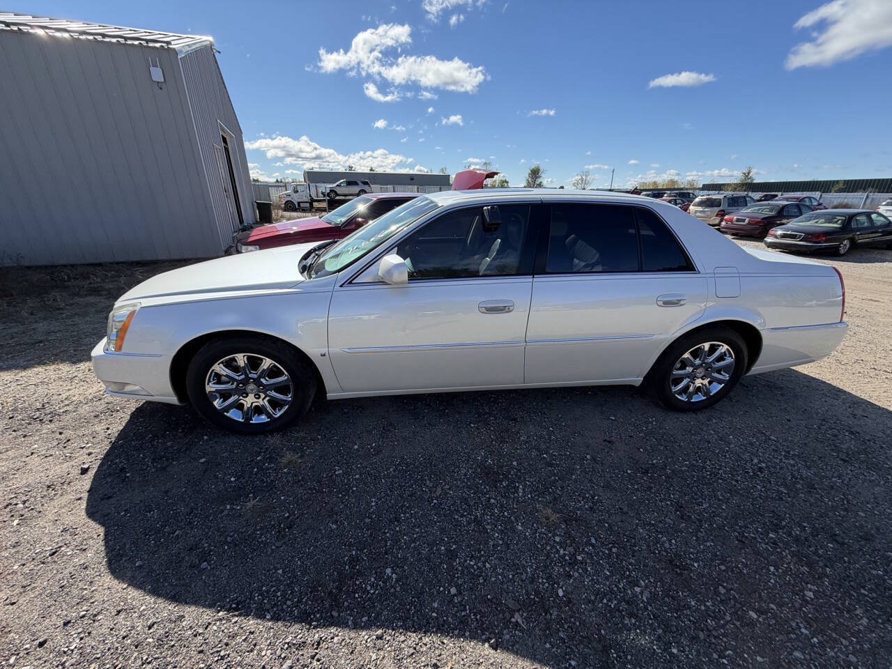 Used 2008 Cadillac DTS FWD image 2