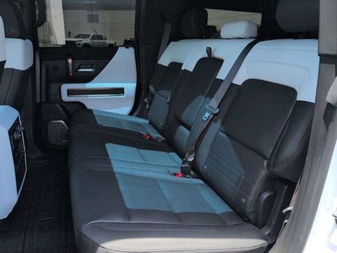 Used 2024 GMC Hummer EV 2X AWD/4WD image 26