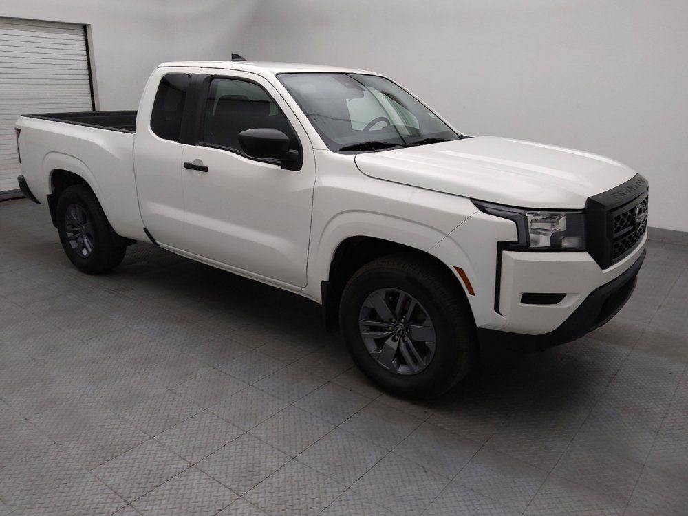 Used 2024 Nissan Frontier S RWD image 11