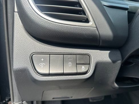 New 2026 Kia Seltos EX FWD image 16