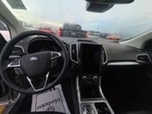 Used 2022 Ford Edge SEL w/ Convenience Package image 7