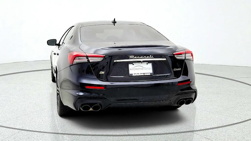 Used 2023 Maserati Ghibli Modena Q4 AWD/4WD image 6