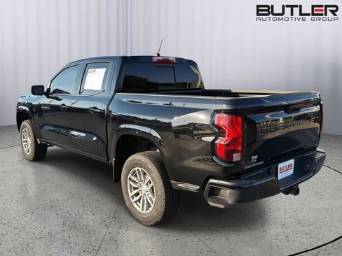 Used 2024 Chevrolet Colorado LT w/ LT Convenience Package RWD image 4