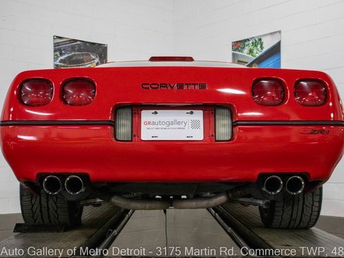 Used 1990 Chevrolet Corvette ZR-1 RWD image 21