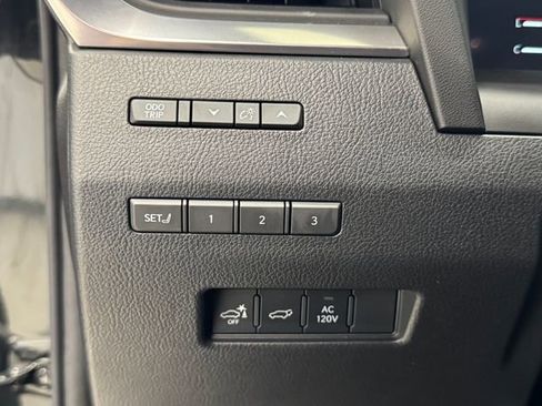 Used 2024 Lexus GX 550 image 37