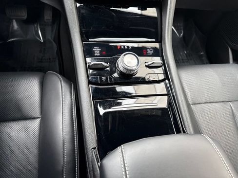 Used 2022 Jeep Grand Cherokee Overland w/ Adv Protech Group III AWD/4WD image 20