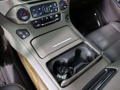 Used 2019 GMC Yukon Denali w/ Denali Ultimate Package image 24