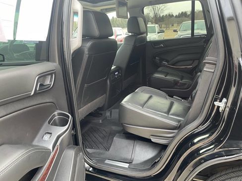 Used 2020 GMC Yukon SLT w/ Graphite Performance Edition image 6