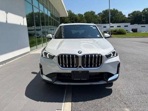 New 2026 BMW X1 xDrive28i w/ Technology Package AWD/4WD image 4