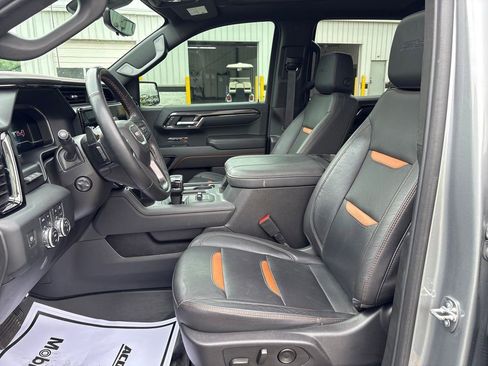 Certified 2023 GMC Sierra 1500 AT4 w/ AT4 Premium Package AWD/4WD image 13