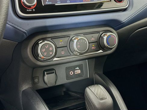 Used 2025 Nissan Versa SV w/ Trunk Package FWD image 20