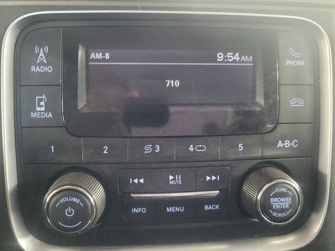 Used 2018 RAM 1500 Tradesman RWD image 25