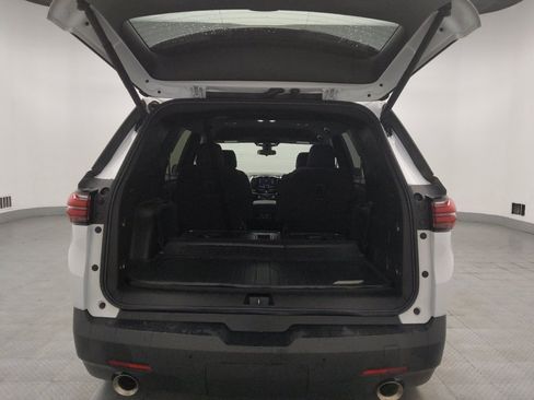 Used 2022 Chevrolet Traverse LT w/ LPO, Floor Liner Package AWD/4WD image 29