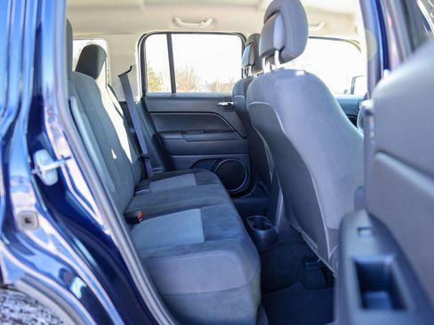 Used 2016 Jeep Patriot Latitude image 12