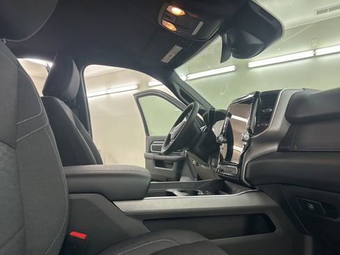 New 2026 RAM 2500 Big Horn AWD/4WD image 17