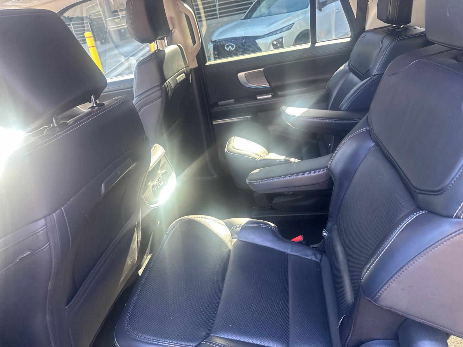 Used 2025 Ford Expedition Max Platinum AWD/4WD image 10