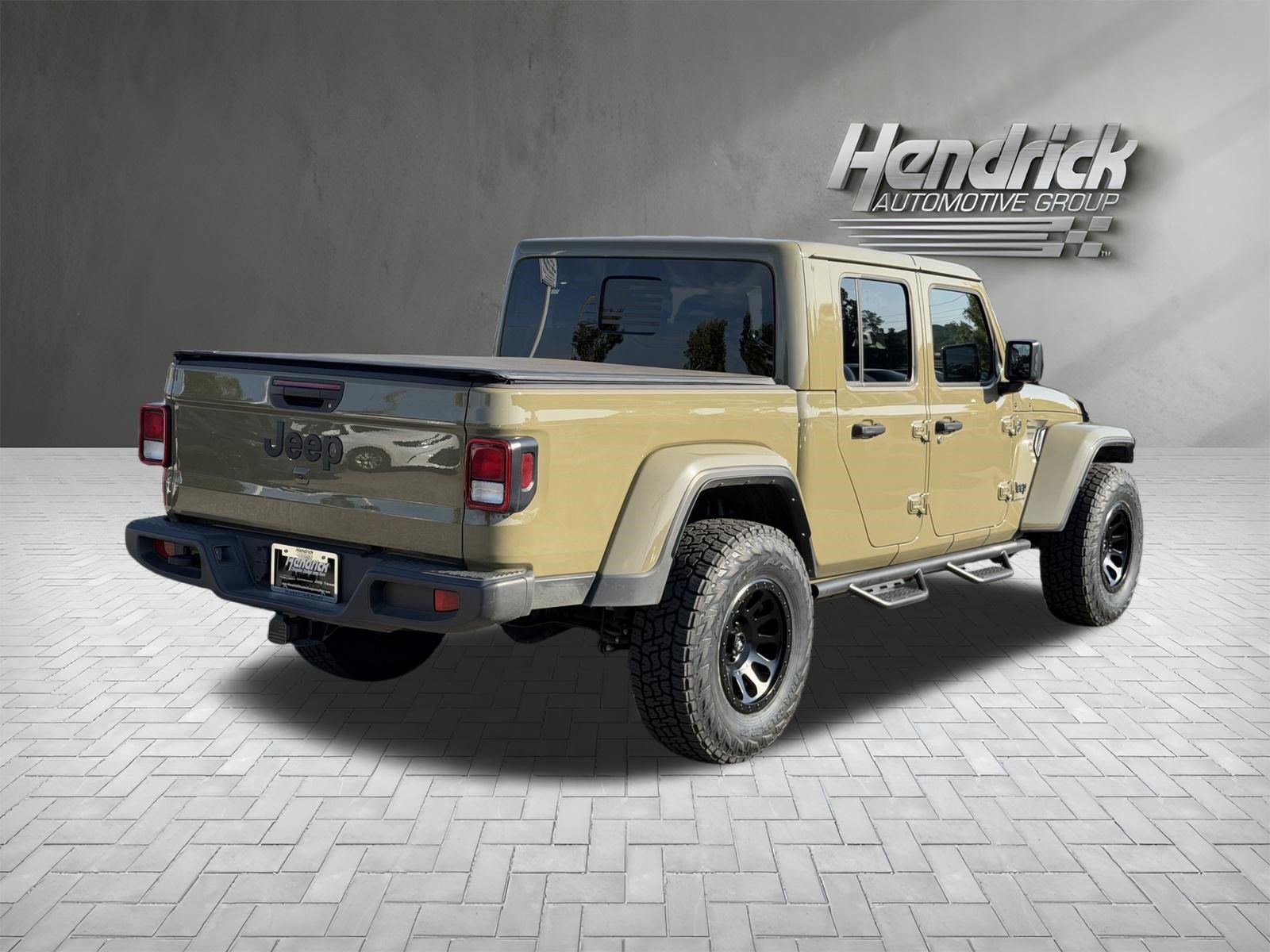 Used 2025 Jeep Gladiator Sport AWD/4WD image 10