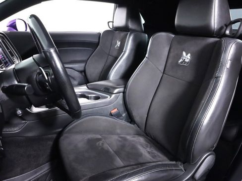 Used 2019 Dodge Challenger R/T Scat Pack w/ Shaker Package image 30