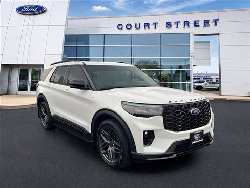 Certified 2026 Ford Explorer ST-Line w/ ST-Line Street Pack AWD/4WD image 3