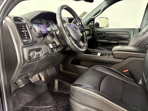 Used 2022 RAM 3500 Limited AWD/4WD image 23