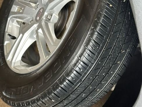 Used 2019 GMC Terrain SLE w/ Driver Convenience Package image 32