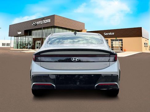 New 2026 Hyundai Sonata SEL image 6