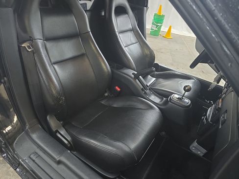 Used 2003 Toyota MR2 RWD image 13