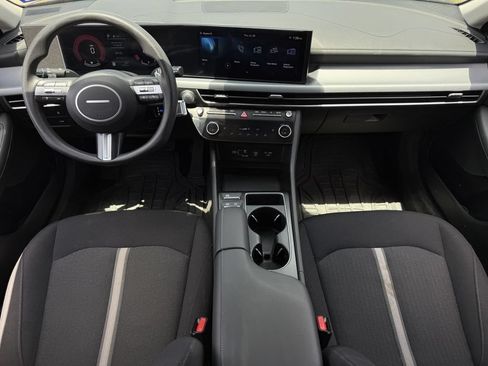 Used 2025 Hyundai Sonata SEL FWD image 10