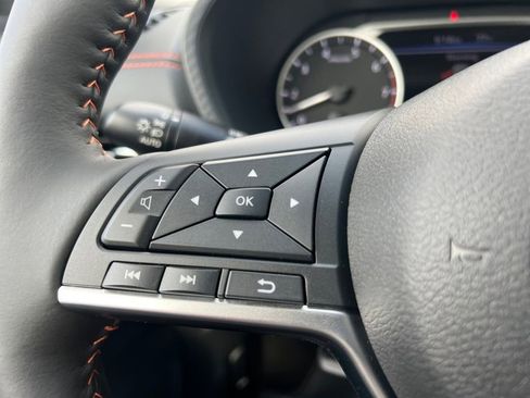 New 2025 Nissan Sentra SR w/ SR Premium Package image 10