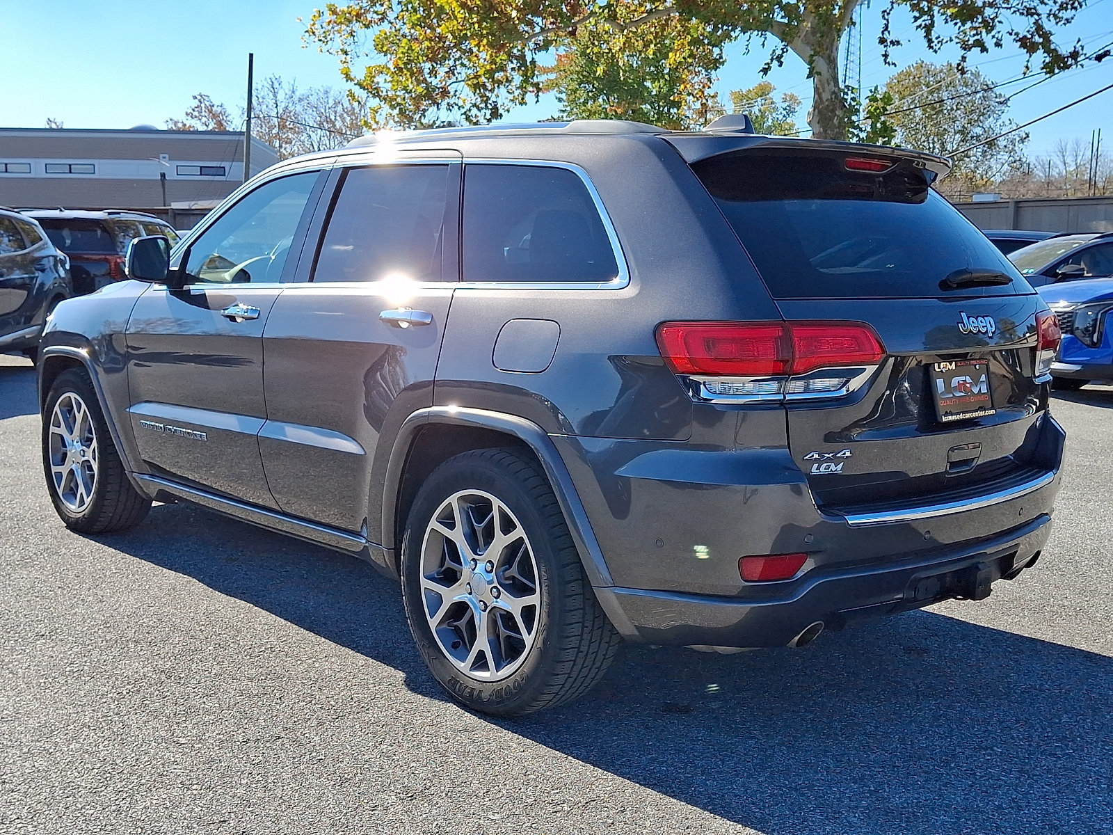 Used 2021 Jeep Grand Cherokee Overland AWD/4WD image 7