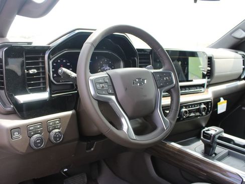 New 2026 Chevrolet Silverado 1500 LT Trail Boss w/ LT Trail Boss Premium Package AWD/4WD image 24