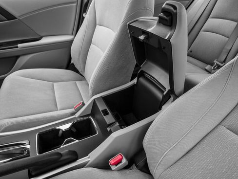 Used 2015 Honda Accord LX image 17