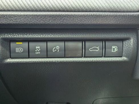 Used 2025 Toyota Camry SE w/ Convenience Package FWD image 23