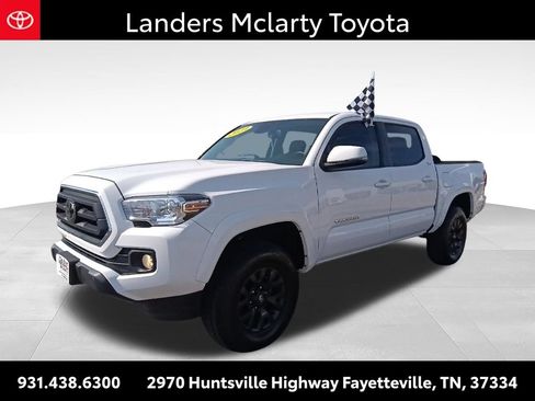 Used 2023 Toyota Tacoma SR5 w/ Technology Package AWD/4WD image 7