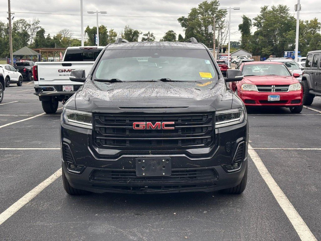 Used 2023 GMC Acadia SLT w/ Elevation Edition FWD image 2