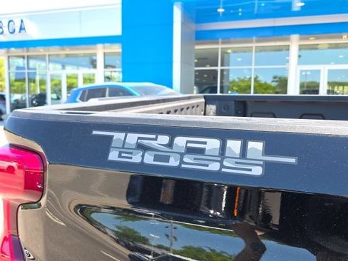 New 2026 Chevrolet Silverado 1500 LT Trail Boss w/ LT Trail Boss Premium Package AWD/4WD image 10