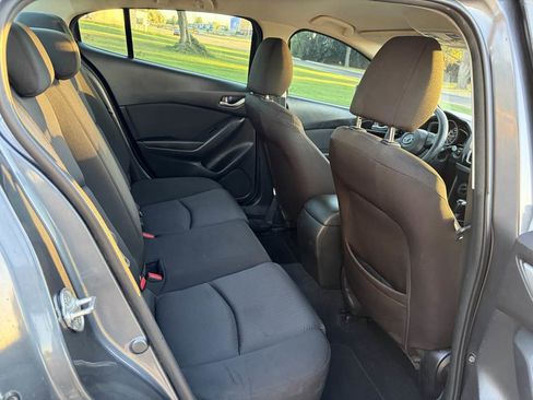 Used 2015 MAZDA MAZDA3 i Sport image 15