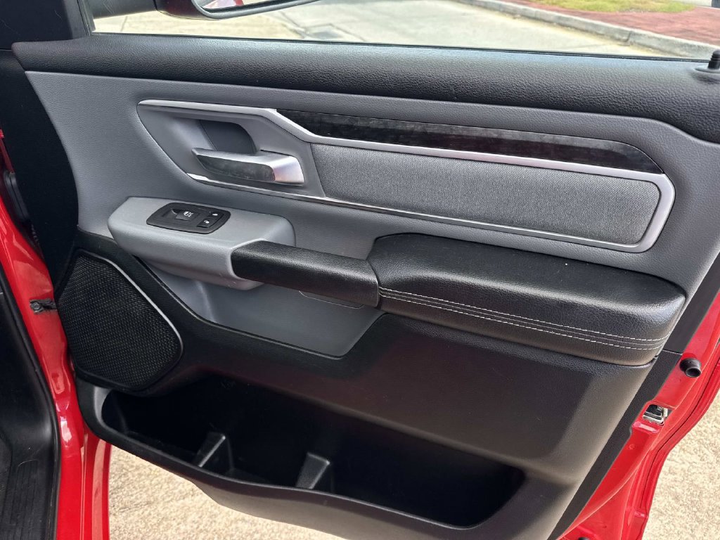 Used 2020 RAM 1500 Big Horn AWD/4WD image 15
