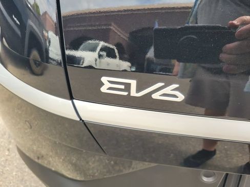 Used 2024 Kia EV6 Light RWD image 7