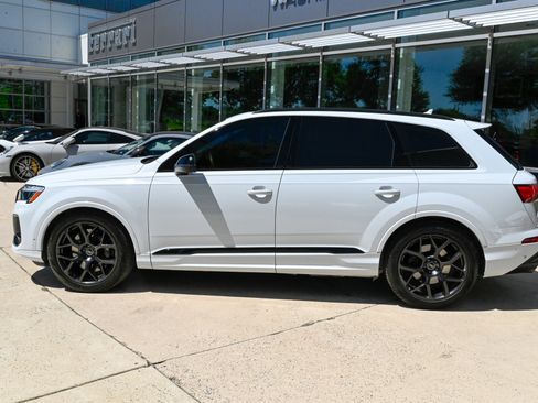 Used 2025 Audi SQ7 Premium Plus AWD/4WD image 8