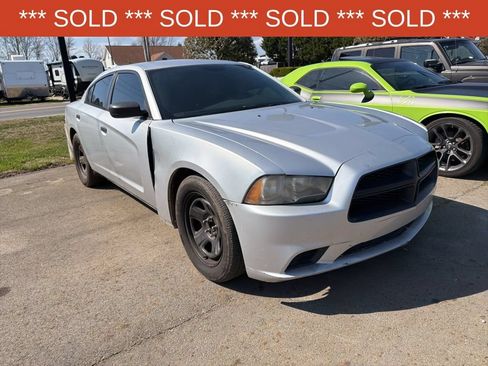 Used 2013 Dodge Charger Police RWD image 3