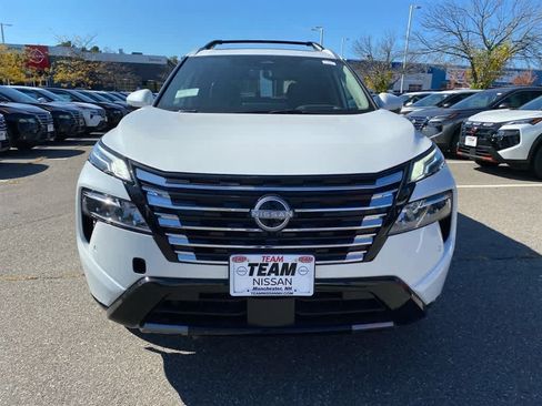 New 2026 Nissan Rogue Platinum w/ Platinum Premium Package image 3