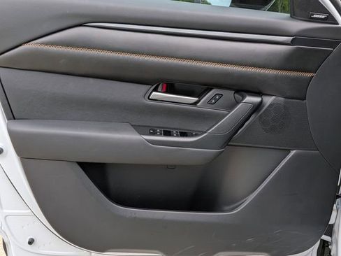 Used 2025 MAZDA CX-50 AWD 2.5 Hybrid w/ Premium Pkg image 10
