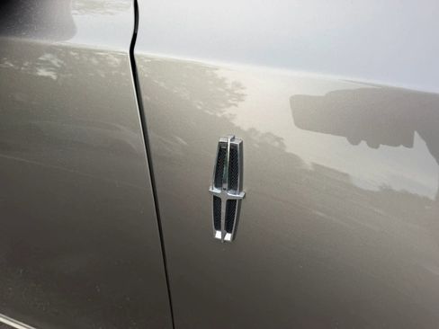 Used 2016 Lincoln MKS AWD w/ Equipment Group 101A image 7