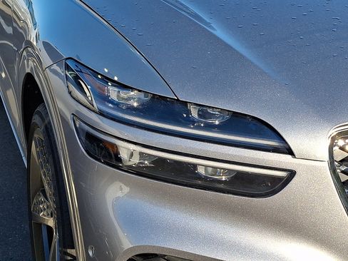 Used 2023 Genesis GV70 3.5T Sport w/ Sport Prestige Package AWD/4WD image 9