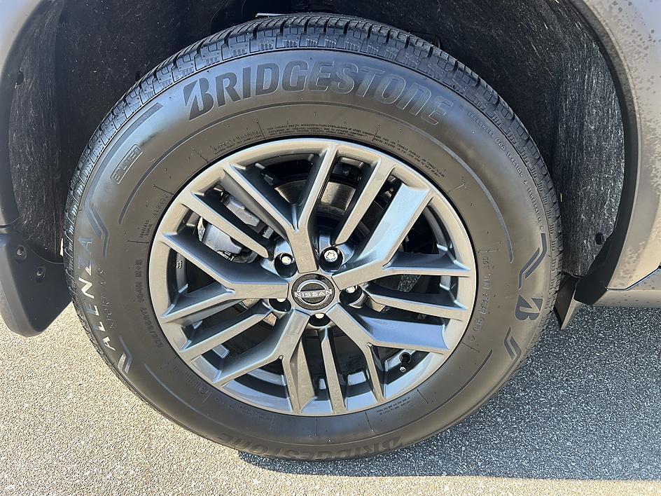 Certified 2025 Nissan Rogue S FWD image 11