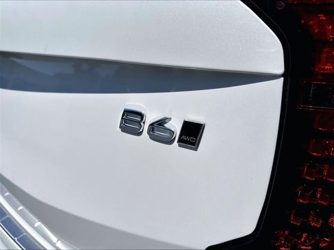 Used 2026 Volvo XC90 B6 Plus w/ Protection Package Premier AWD/4WD image 11