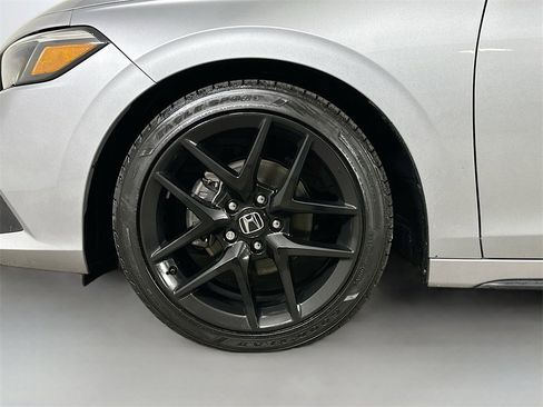 Used 2023 Honda Civic Sport image 8